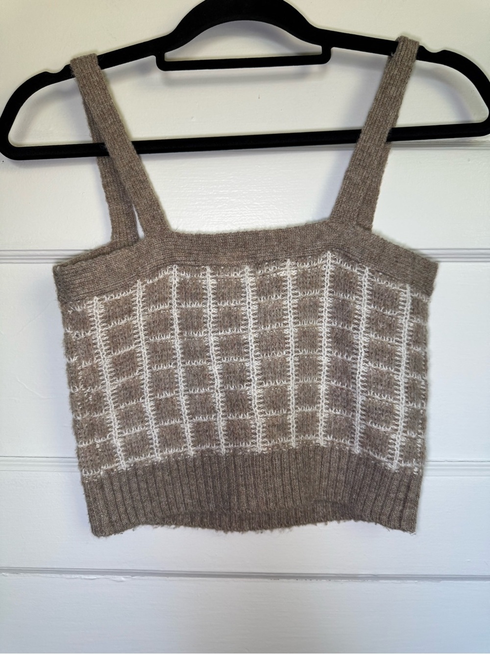 Astr Briarwood Checkered Beige Plaid Knit Sweater Crop Top Soft Fuzzy Texture S - Picture 7 of 9